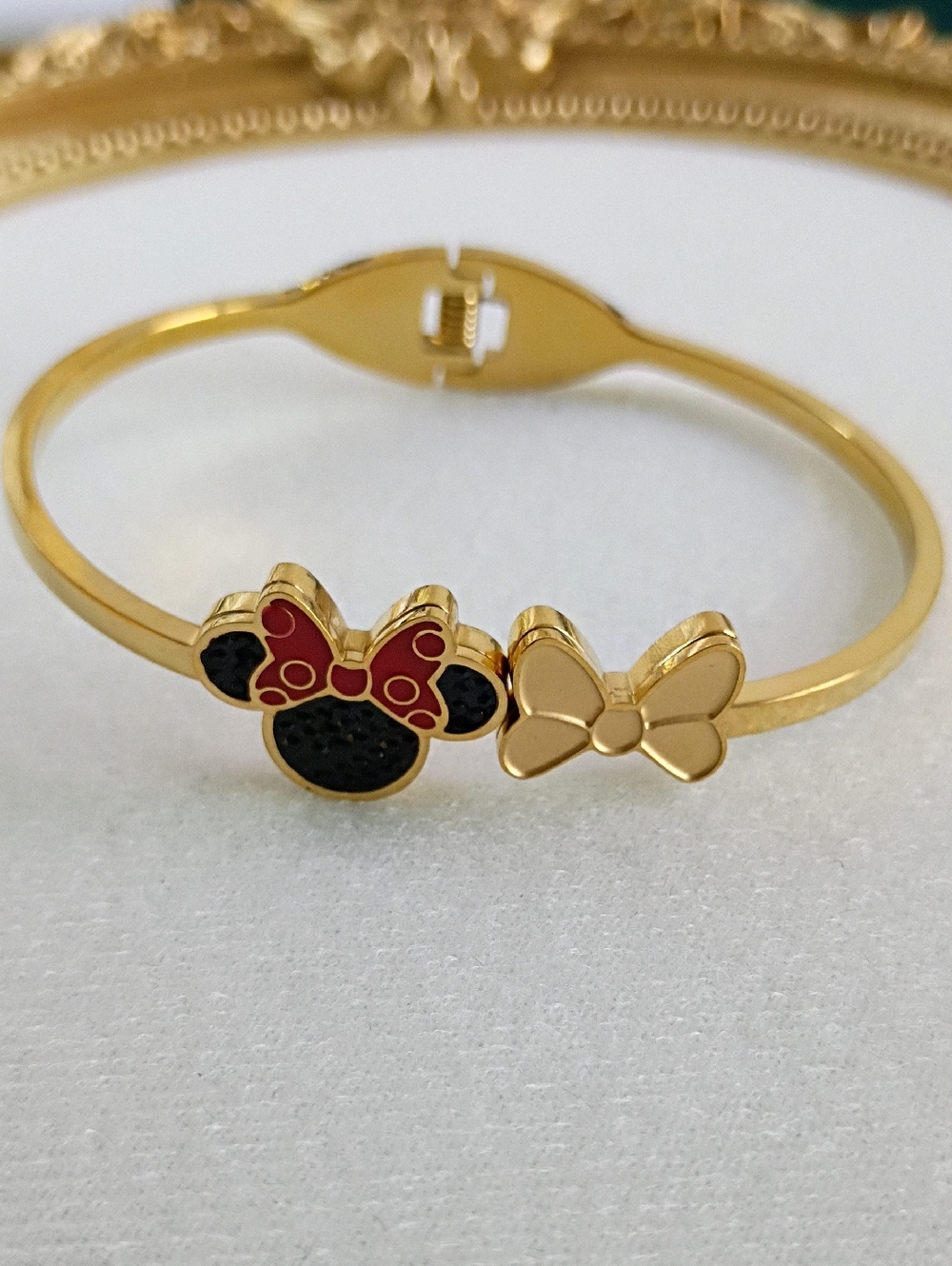 New Gold Plated Minnie Mouse Bow Bracelet with Red and Black Enamel